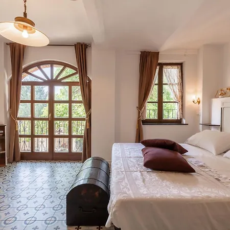 Bed & Breakfast Piemonte Country House, Public Pool Is 3 Min Away 3*