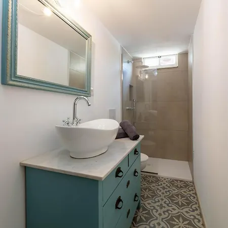 Bed & Breakfast Piemonte Country House, Public Pool Is 3 Min Away