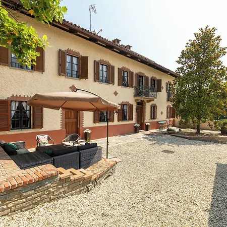 Frühstückspension Piemonte Country House, Public Pool Is 3 Min Away 3*
